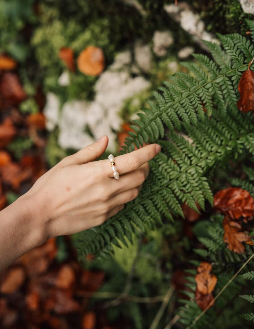 Herbstliches Brand Fotoshooting für Alea Avena Schmuck – Bild 28 | Branding Fotografie Schweiz von Pajurama