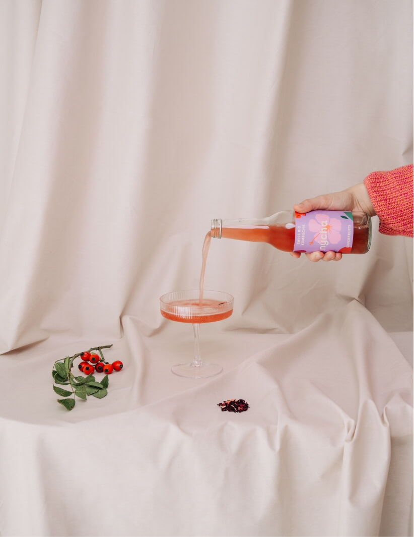 E-Commerce und Lifestyle Produktfotografie für nycha Kombucha – Bild 11 | Produktshooting von Pajurama