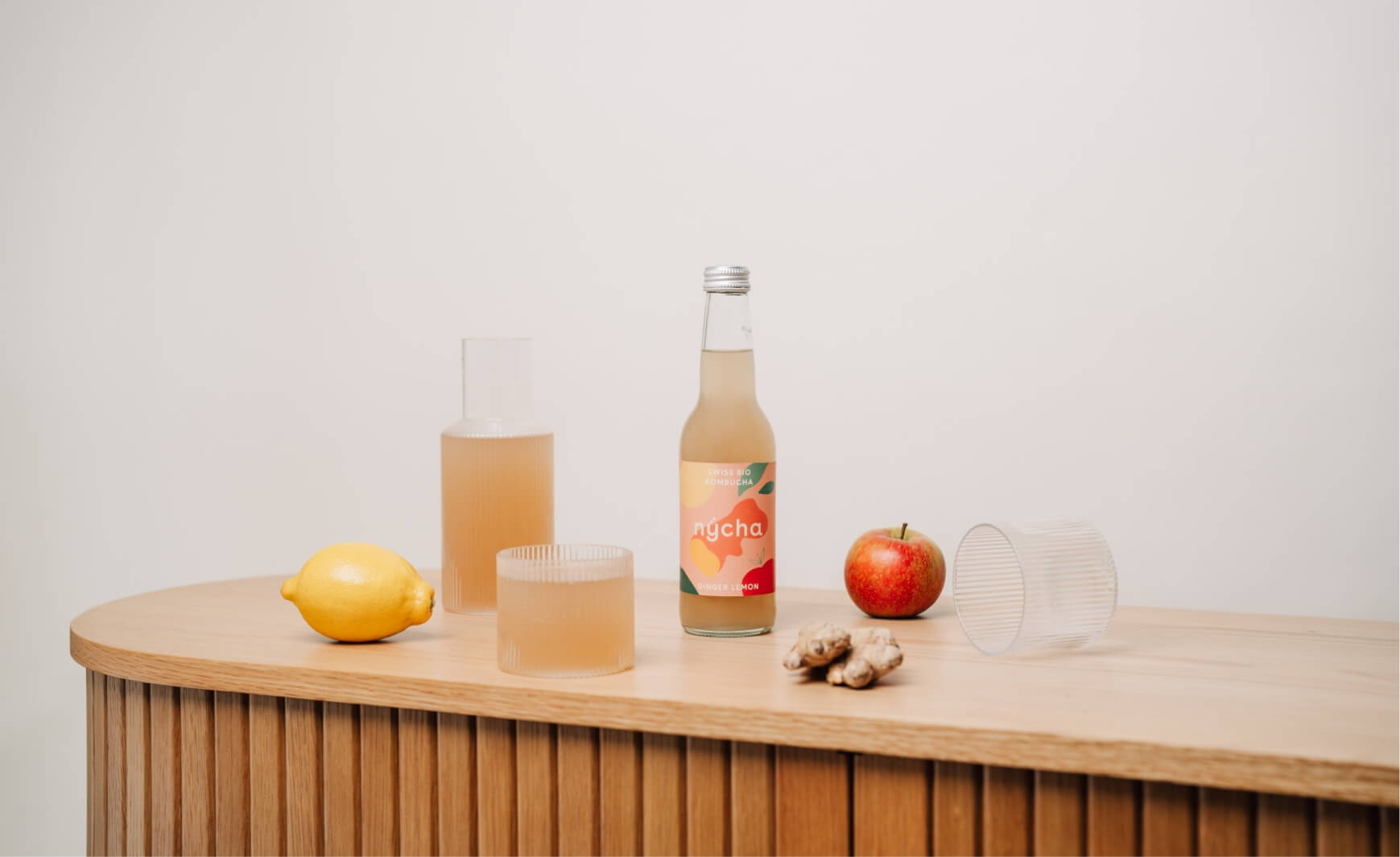 E-Commerce und Lifestyle Produktfotografie für nycha Kombucha – Bild 12 | Produktshooting von Pajurama